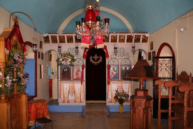 Church of Prophet Elias - Colouful interior - near Kouverta 